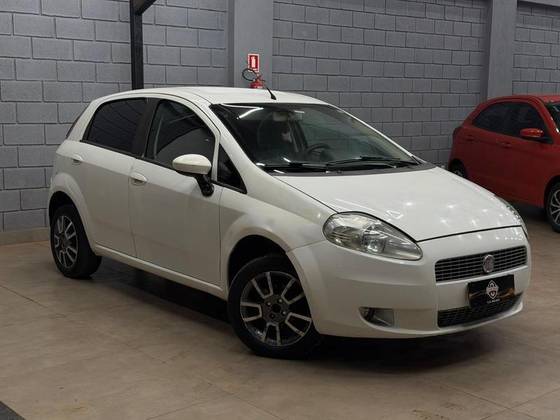 FIAT PUNTO 1.4 8V FLEX 4P MANUAL FIAT PUNTO 1.4 8V FLEX 4P MANUAL